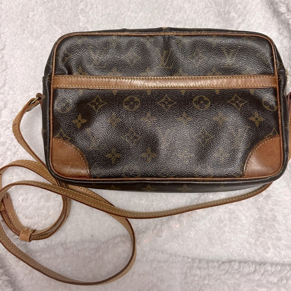 Louis Vuitton shoulder bag monogram Trocadero 27